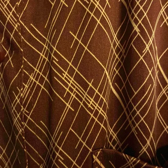 NWOT Equipment silk hatch cross signature blouse in wine - Picture 5 of 5